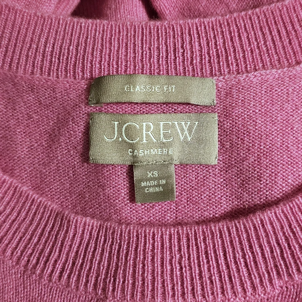 J. Crew Cashmere Classic Fit Crewneck Sweater in Violet Fuchsia Size XS